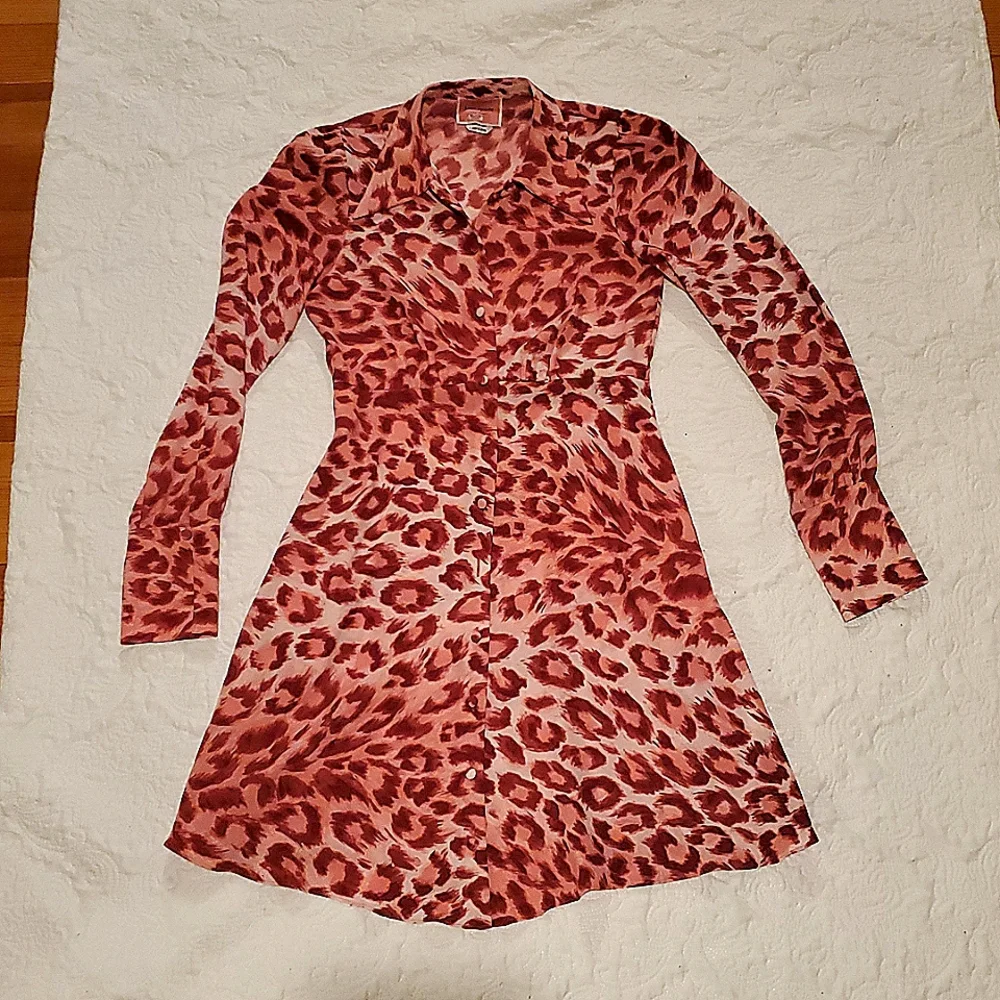 kate spade details button clean